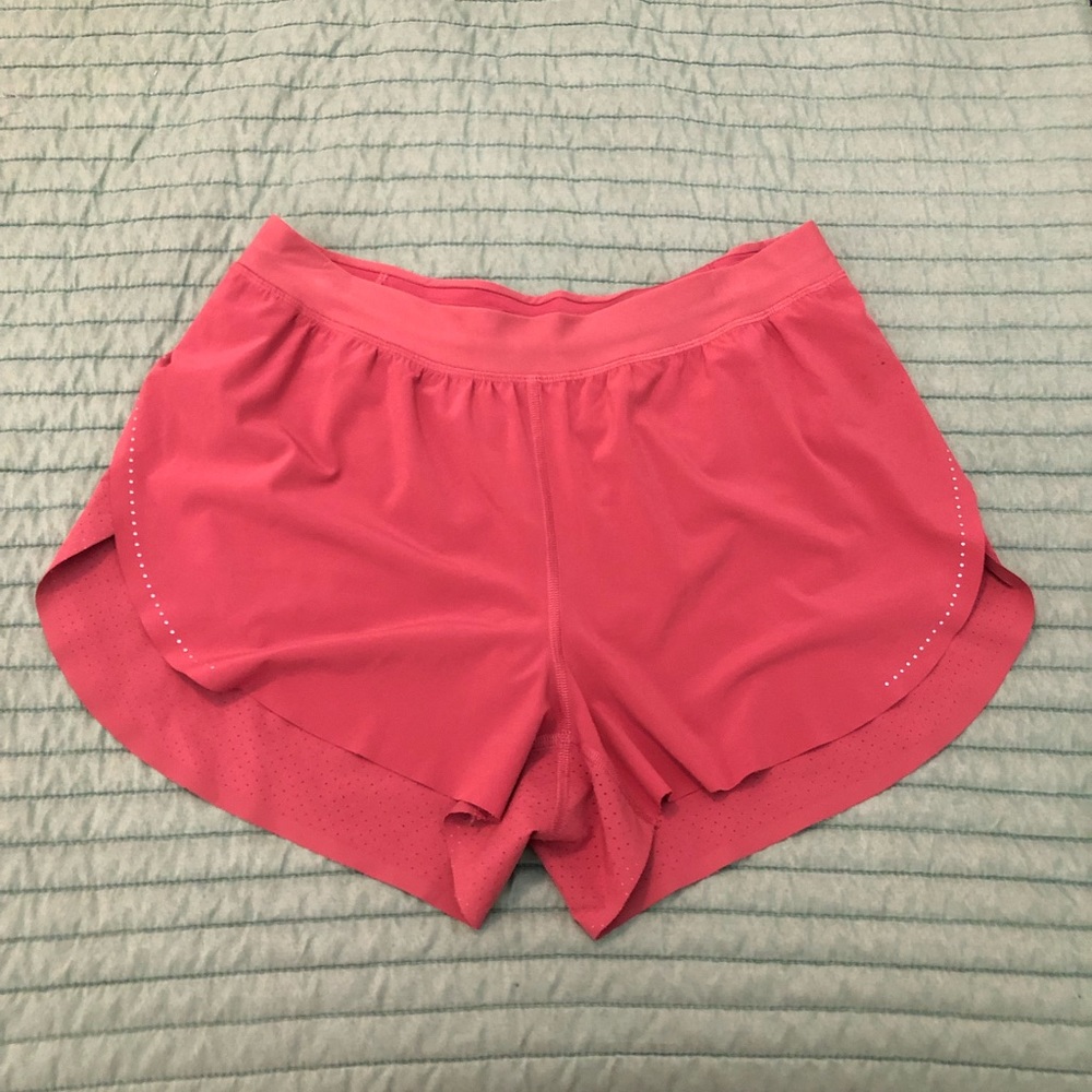 Lululemon Find Your Pace Shorts - Pink - Size 8